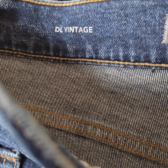 DL1961 Women's Straight Leg Jeans in Dark Blue - Picture 7 of 10